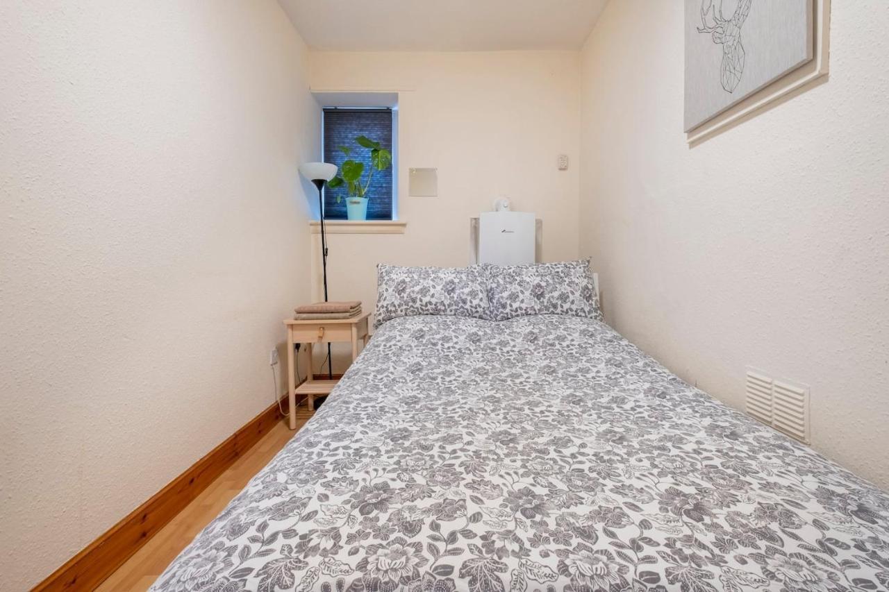 2 Bed Central Ness Apart - May Court Inverness Exterior foto
