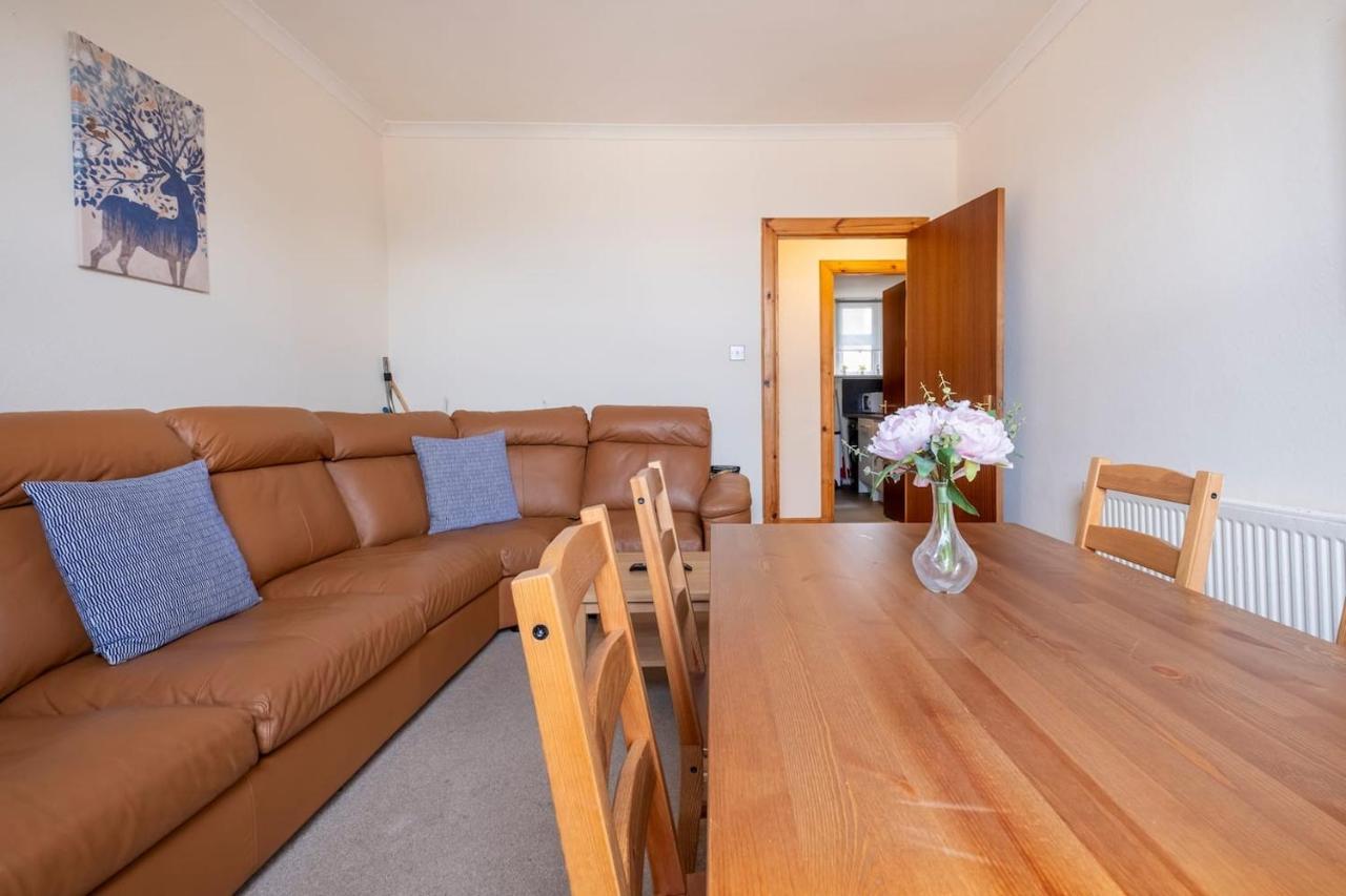 2 Bed Central Ness Apart - May Court Inverness Exterior foto